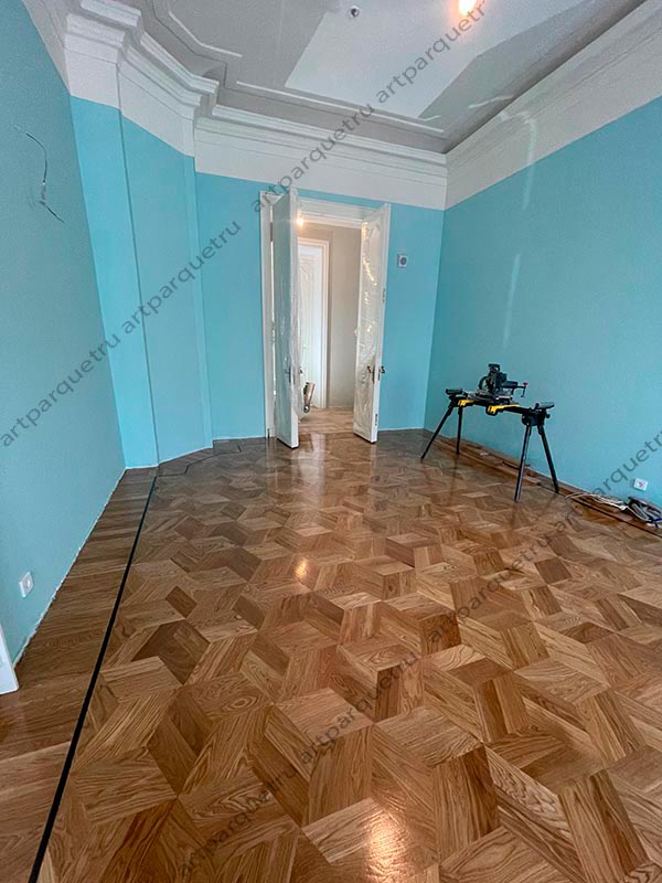 Шереметьевская звезда, паркет